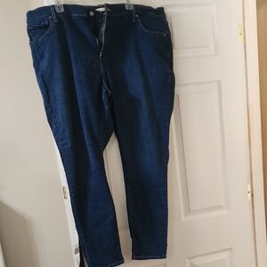 Levi's Women's High Rise Stretch  Jeans - Dark Blue Skinny Jeans 30 Inches Long